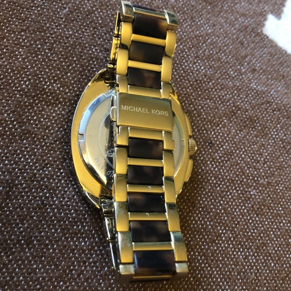 Michael Kors Tribeca Tortoise Brown Dial Watch - Picture 5 of 10